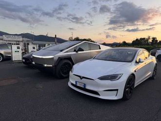 performance dual motor plaid awd