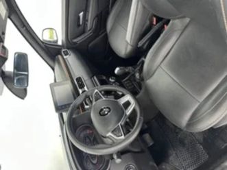 oroch 1.3 tce outsider cvt automático