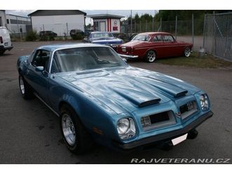 pontiac firebird formula 400 1975