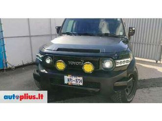 toyota fj cruiser, 4.0 l., off-road / crossover