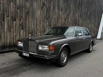 rolls royce silver spirit