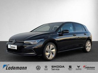 volkswagen golf viii 1.5 etsi dsg style led+kamera+navi+acc