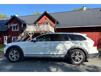 v90 cross country d4 awd geartronic