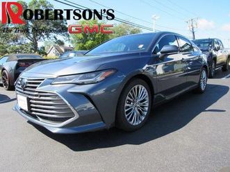 used 2022 toyota avalon limited