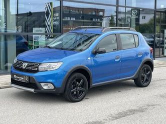 dacia sandero stepway celebration blue dci 95