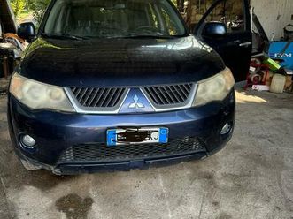 mitsubishi outlander 2200 156 cv 4wd