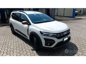 dacia jogger 7 posti hybrid