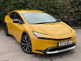 toyota prius plug in 2.0 phev excel 5dr cvt hatchback 2025, 19743 miles, £28299 - 32801439 - exchangeandmart.co.uk