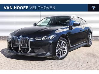 bmw-i4-edrive35-achteruitrijcamera-active-cruise-control-comfort-access-live-cockpit-plus-parking-assistant-stuurverwarming