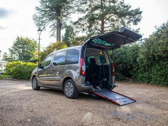 1.6 bluehdi allure euro 6 (start/stop) 5dr