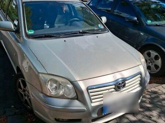 toyota toyota avensis t 25