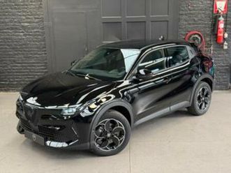 ② alfa romeo junior ibrida 0km — alfa romeo — 2ememain