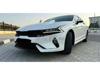 kia k5 hybride automatique 2022 à tanger