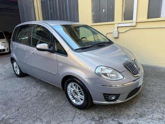 musa 2ª serie musa 1.4 16v euro 5 s&s poltrona frau