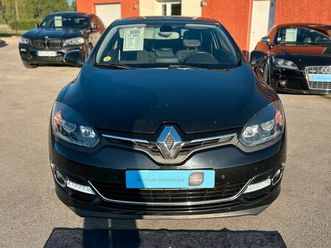 renault mégane iii coupé dci 130 energy bose – gps r-link / caméra de recul / toit panoramique / jantes 17’’ / bluetooth / pack bose