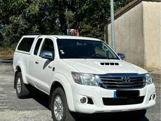 toyota hilux légende