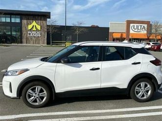 shitet nissan kicks sv suv 2022