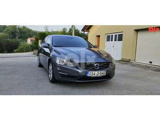 volvo v60 2.4 - awd 4x4