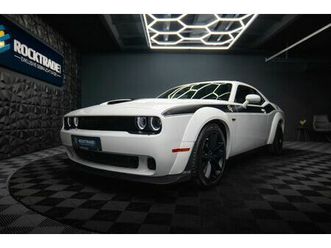 dodge challenger 6.4 v8 srt 392 r/t scat pack widebody
