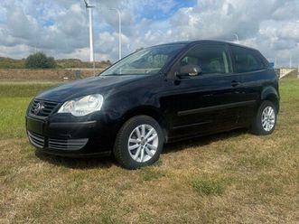 volkswagen polo 1.2i tour / garantie 12m.