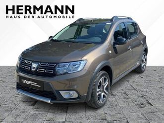 DACIA SANDERO STEPWAY dacia-sandero-stepway-0-9-tce-90-autom-celebration-ah