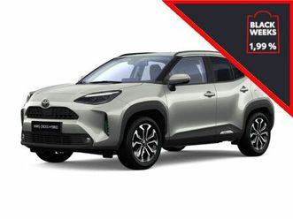 toyota yaris cross teamplayer+safety-p+winter-p+2025