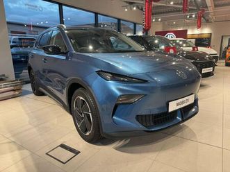 64kwh trophy long range auto 5dr