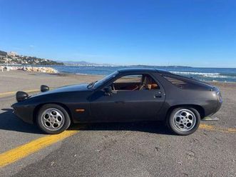 porsche 928 4.5l 240 chevaux - 1979