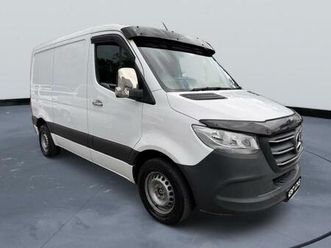 2.1 214 cdi pure fwd l1 h1 euro 6 (start/stop) 5dr