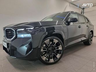 bmw xm 4.4 hud acc masaža panorama bowers wilkins