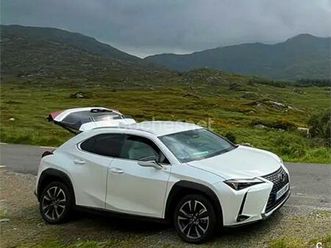lexus ux 2.0 250h executive