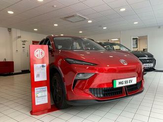 64kwh se long range auto 5dr