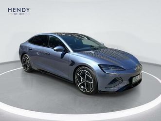 82.5kwh design auto 4dr