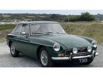 1972 mgb gt a vendre