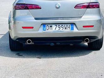 sw 2.4 jtdm distinctive 200cv q-tronic