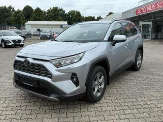 toyota rav4 2,0 automatik **limited*4x2**kamera**, 2023 god.