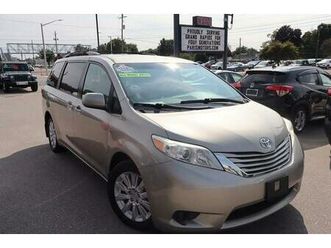 2016 toyota sienna le