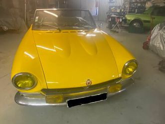 voiture de collection fiat