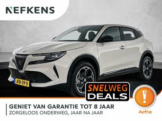 alfa romeo junior 1.2 turbo hybrid ibrida q4