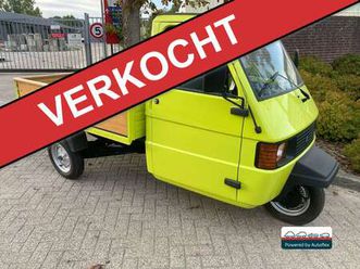 tm tuk tuk met stuur en handpook