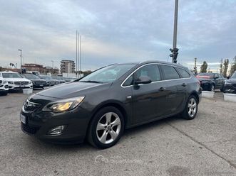 astra 2.0 cdti 160 cv st cosmo s