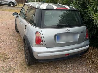 mini cooper 2003 essence 90 cv