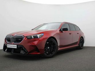 bmw m5 bowers & wilkins - acc - haak