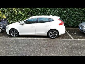 volvo v40 d2 r-design 1.6