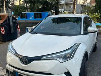 TOYOTA C-HR toyota-chr-turbo-benzina