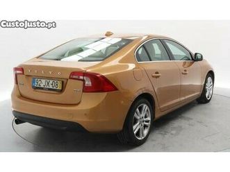 volvo s60 diesel 2.0 d3 momentum 163 cv novembro/10