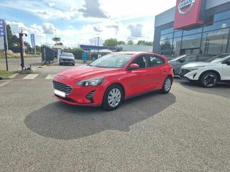 ford focus 1.0 ecoboost 100ch trend business