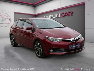 auris hybride 136h dynamic business