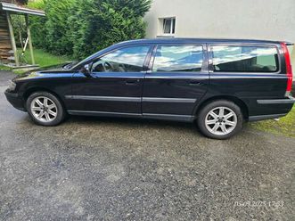 volvo v70 2.5t awd