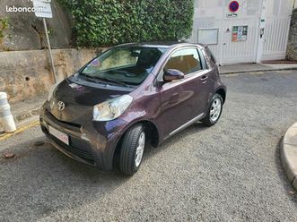 toyota iq 68 cv 4 places 4 places avec la taille d une smart excelent etat 63000 kms